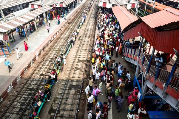 भारतीय रेलवे : अगले 5 वर्षों में दिल्ली, मुंबई, चेन्नई सहित 48 स्टेशनों की क्षमता दोगुनी होगी