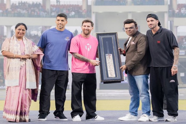 लियोनेल मेसी के भारत दौरे का दिल्ली में यादगार समापन, दिग्गज अर्जेंजीनी फुटबॉलर ने कहा – ‘मैं फिर आऊंगा’