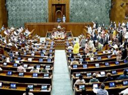 लोकसभा में हंगामा