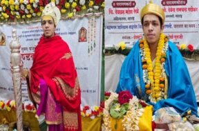 वेदमूर्ति देवव्रत महेश रेखे