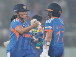 शेफाली व ऋचा घोष