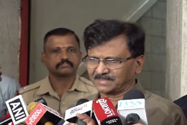 महाराष्ट्र स्थानीय निकाय चुनाव नतीजे घोषित : विपक्ष ने महायुति पर ‘पैसे की ताकत’ और ‘फिक्स्ड’ EVM का लगाया आरोप