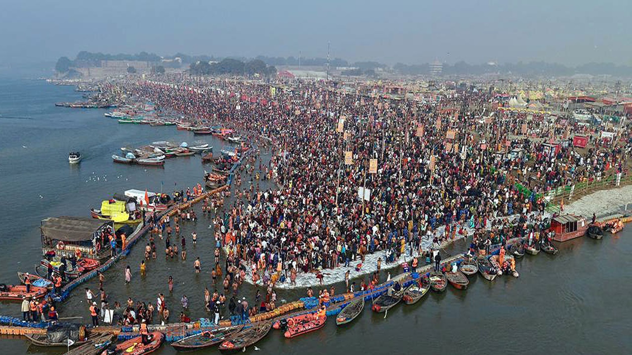 माघ मेला 2026 : बसंत पंचमी पर 2.10 करोड़ श्रद्धालुओं ने लगाई गंगा और संगम में डुबकी, मेला क्षेत्र में सुरक्षा के कड़े इंतजाम