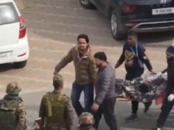 खाई में गिरने से 10 जवानों की मौत