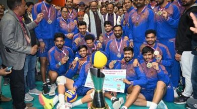 चैम्पियन रेलवे की पुरुष टीम