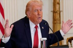 डोनाल्ड ट्रंप