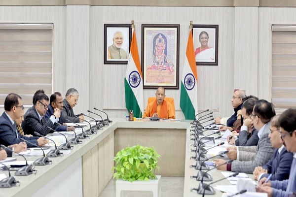 सीएम योगी आदित्यनाथ के नेतृत्व में यूपी बनेगा फार्मा और मेडिकल डिवाइस हब