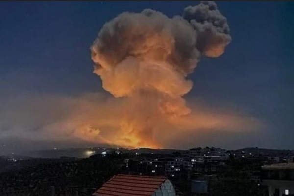 ब्रिटेन-फ्रांस ने सीरिया में की एयर स्‍ट्राइक, बमबारी से उड़ाया आतंकियों का भूमिगत हथियार डिपो