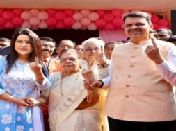 मतदान के बाद सीएम फडणवीस