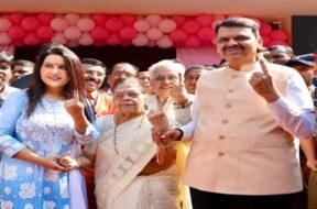 मतदान के बाद सीएम फडणवीस