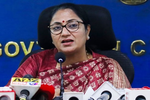 दिल्लीवासियों को नव वर्ष पर सीएम रेखा गुप्ता का तोहफा – 15 माह तक मुफ्त मिलेगी पैकेट बंद चीनी