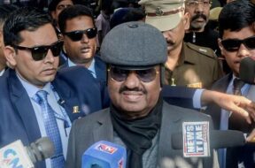 सीवी आनंद बोस