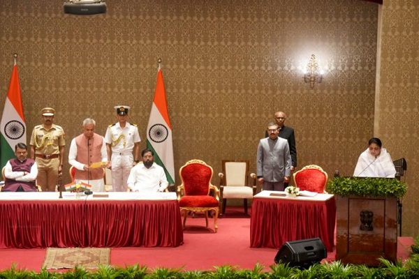 शपथ ग्रहण के बाद बोलीं सुनेत्रा पवार- ‘अजित दादा के सपनों को साकार करने के लिए बिना थके काम करती रहूंगी’