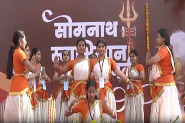 गुजरात : सोमनाथ में पीएम मोदी के स्वागत की भव्य तैयारियां, देशभर के कलाकार देंगे प्रस्तुति