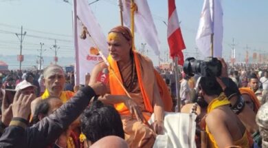 स्वामी अविमुक्तेश्वरानंद का रथ रोका