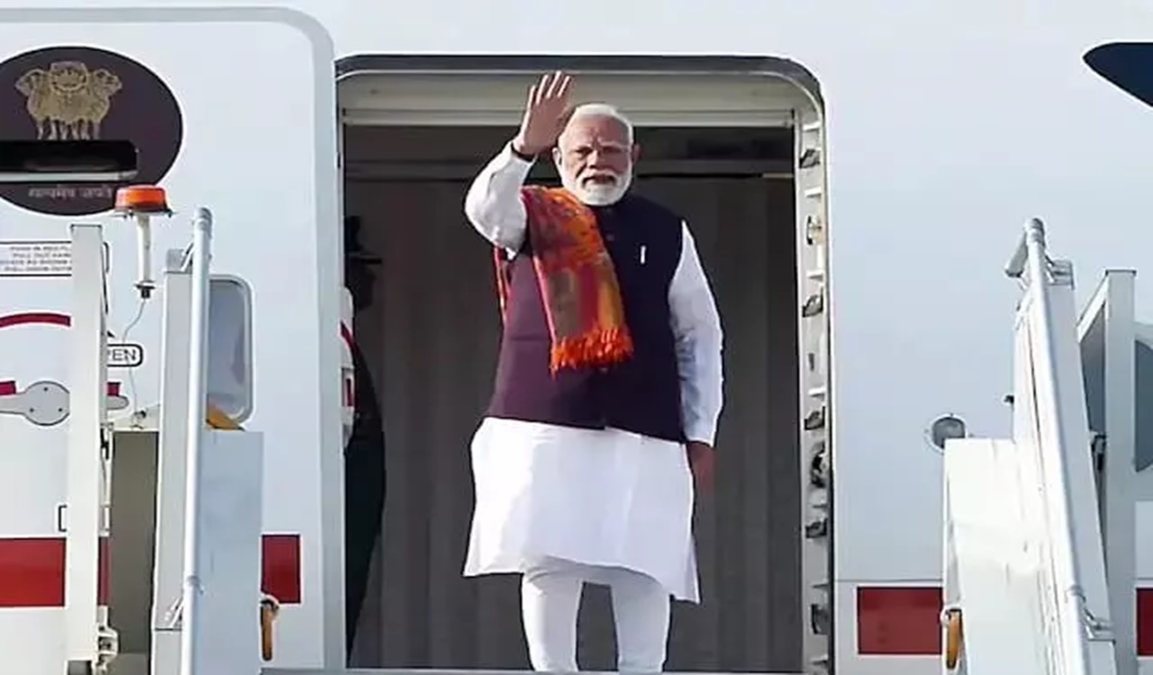 मैं भारतीय समुदाय से मिलने के लिए उत्सुक हूं… मलेशिया की दो दिवसीय यात्रा पर रवाना हुए पीएम मोदी