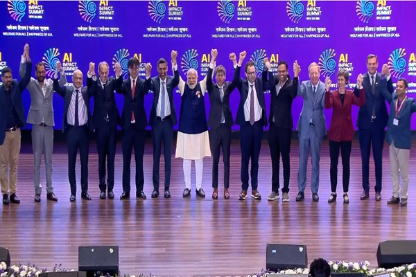 India AI Impact Summit 2026 : PM मोदी बोले- आर्टिफिशियल इंटेलिजेंस इंसानियत की काबिलियत को बढ़ाएगी