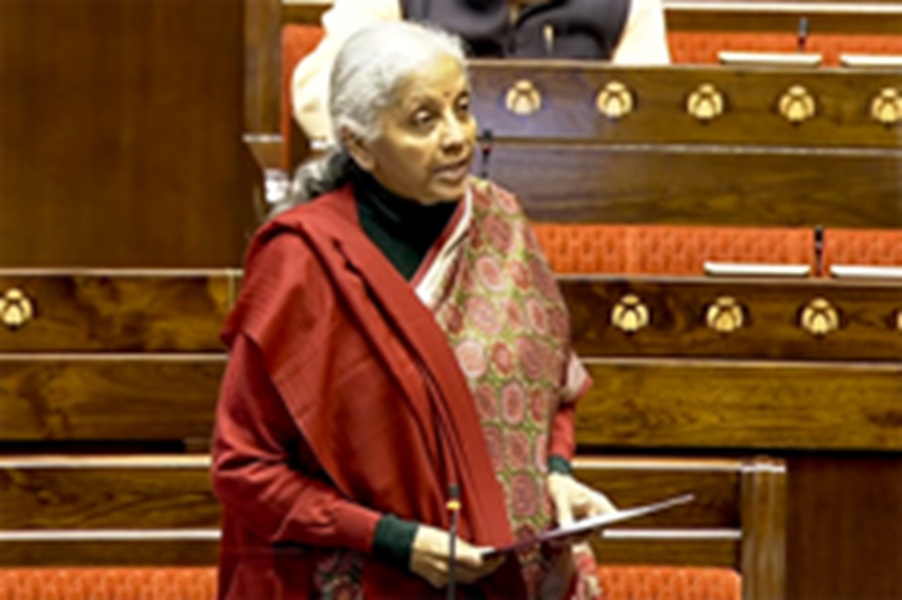 वित्त मंत्री सीतारमण आज संसद में पेश करेंगी केंद्रीय बजट 2026-27,  विकास और वित्तीय अनुशासन पर रहेगा फोकस