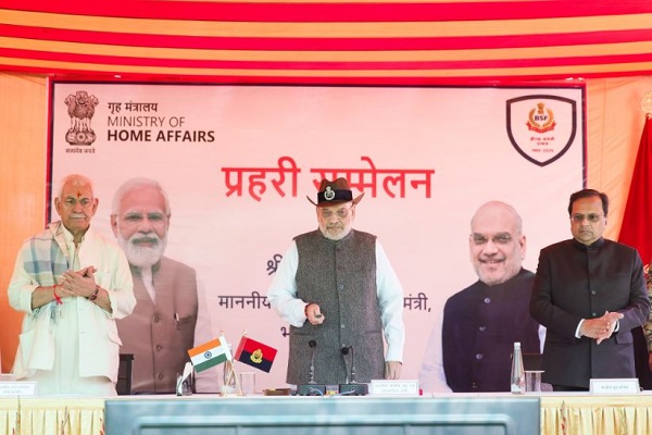 गृह मंत्री अमित शाह बोले- बीएसएफ सिर्फ सीमा रक्षक नहीं, आपदा में भी ढाल