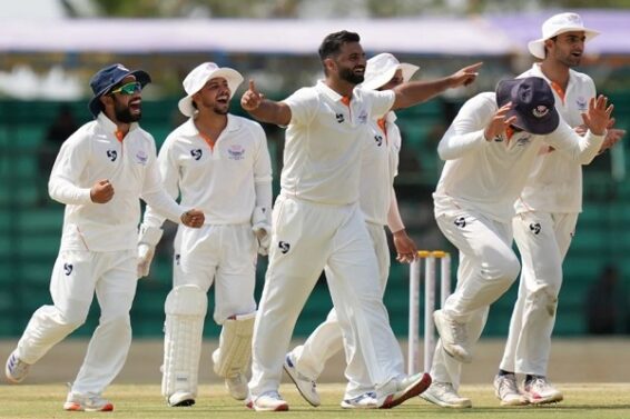 आकिब नबी