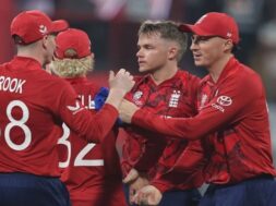 इंग्लैंड की कठिन जीत