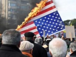 ईरान पर अमेरिकी हमले का खतरा