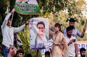 गिरफ्तारी के विरोध में युवा कांग्रेस का प्रदर्शन