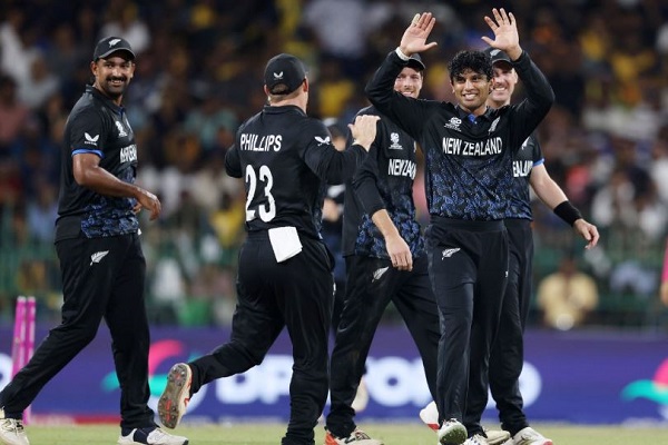 ICC टी20 विश्व कप : न्यूजीलैंड ने एकतरफा जीत से सह मेजबान श्रीलंका को बाहर का रास्ता दिखाया