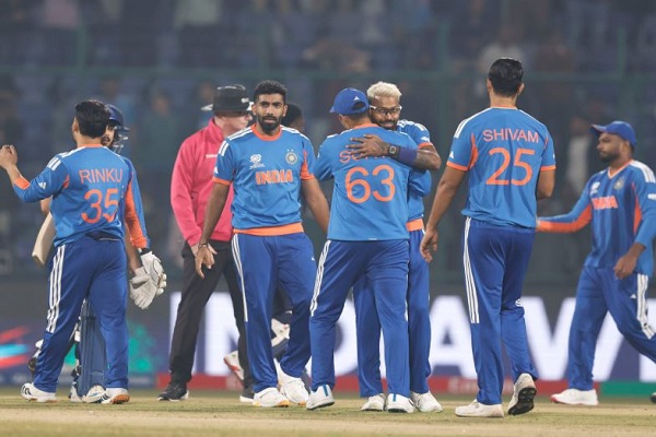 ICC टी20 विश्व कप : ईशान व पंड्या के तूफानी पचासों के बाद स्पिनर्स चमके, टीम इंडिया ने नामीबिया को 93 रनों से रौंदा