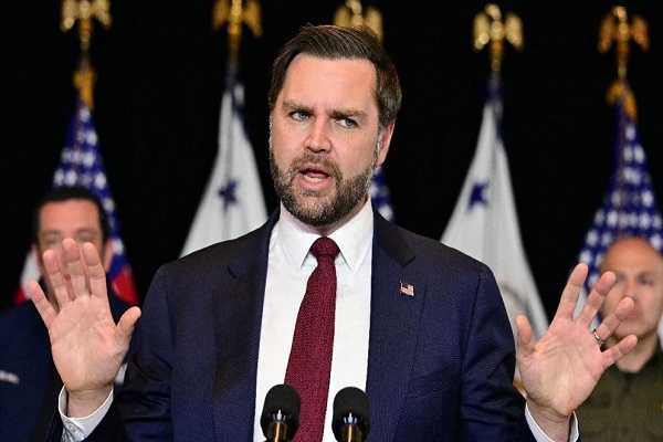 ट्रंप की शर्तें नहीं मान रहा ईरान, जिनेवा में परमाणु वार्ता के बाद बोले जेडी वेंस- हमले का विकल्प खुला