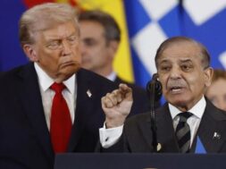 ट्रंप व शहबाज शरीफ