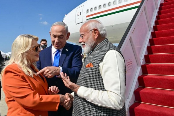 इजराइल पहुंचे पीएम मोदी का तेल अवीव में भव्य स्वागत, नेतन्याहू ने ‘ग्रेट लीडर’ कहकर संबोधित किया