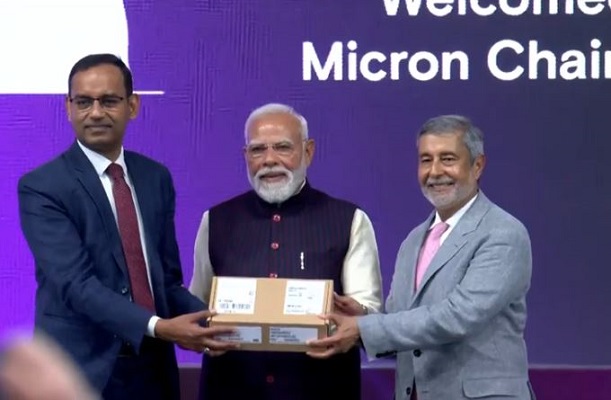 साणंद में बोले पीएम मोदी- 21वीं सदी AI रिवॉल्यूशन की शताब्दी और सेमीकंडक्टर इस बदलाव का सबसे बड़ा सेतु