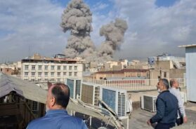 मिडिल ईस्ट में हलचल