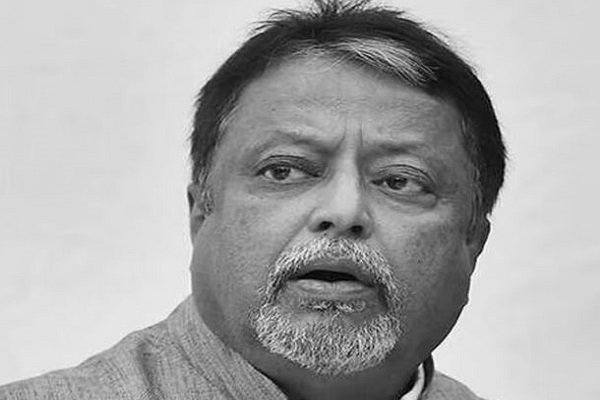 पूर्व रेल मंत्री व वरिष्ठ TMC नेता मुकुल रॉय का दिल का दौरा पड़ने से निधन