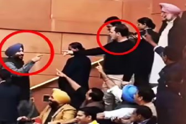 संसद के गेट पर जुबानी जंग : राहुल गांधी ने ‘गद्दार दोस्त’ कहा तो केंद्रीय मंत्री रवनीत बिट्टू बोले ‘देश का दुश्मन’