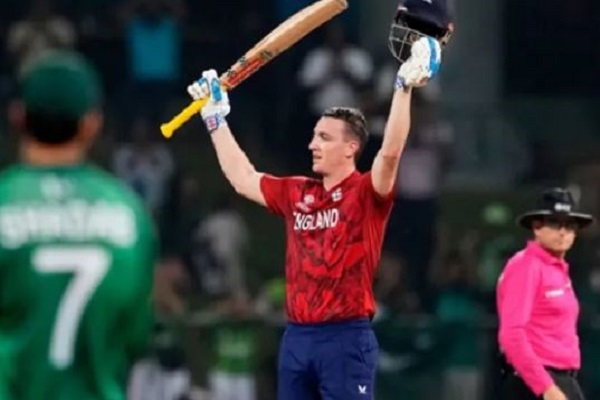 ICC टी20 विश्व कप : शतकवीर अंग्रेज कप्तान हैरी ब्रूक ने रचा इतिहास, पाकिस्तान पर रोमांचक जीत से इंग्लैंड सेमीफाइनल में