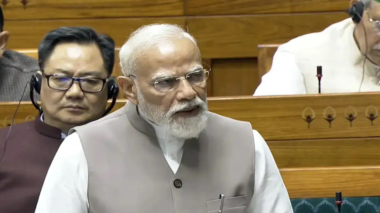 लोकसभा में पीएम मोदी बोले- युद्ध की वजह से भारत के सामने अप्रत्याशित चुनौतियां