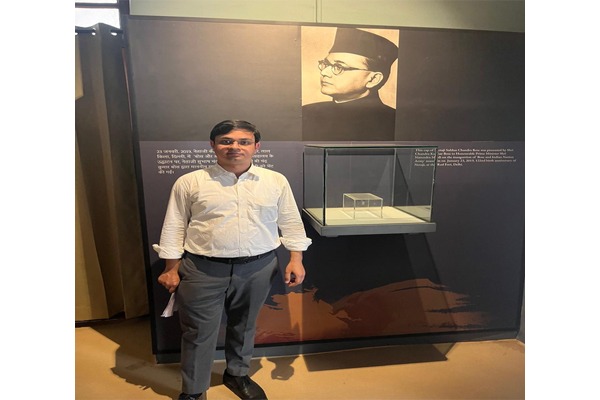 लाल किला म्यूजियम में रखी ‘नेताजी’ की टोपी गायब, परपोते चंद्र कुमार बोस ने प्रधानमंत्री मोदी से की शिकायत