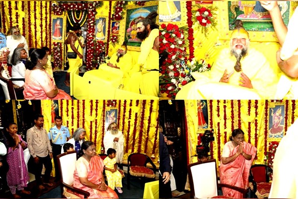 मथुरा दौरा : राष्ट्रपति मुर्मू ने वृंदावन में संत प्रेमानंद महाराज से की भेंट, अध्यात्म और जनकल्याण पर हुई चर्चा