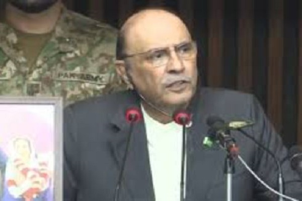 पाक राष्ट्रपति आसिफ अली जरदारी का दावा- ‘भारत एक और युद्ध की तैयारी में…’