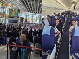 कतर से लौटे 1000 भारतीय