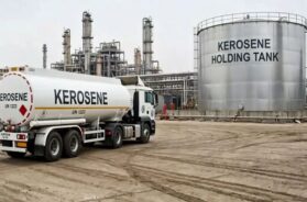 केरोसिन के नियमों में ढील
