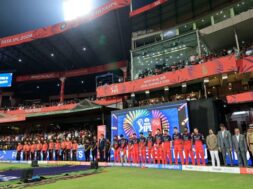 चिन्नास्वामी स्टेडियम ने 11 प्रशंसकों को दी श्रद्धांजलि