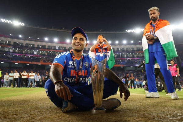 राष्ट्रपति मुर्मु व पीएम मोदी ने टीम इंडिया को टी20 विश्व कप जीतने पर दी बधाई