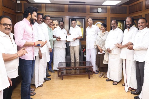 तमिलनाडु : DMK की अगुआई में 21 दलों का गठबंधन, कांग्रेस को 28 सीटें देने पर बनी सहमति