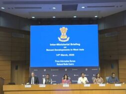 नियमित ब्रीफिंग