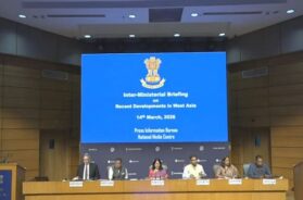 नियमित ब्रीफिंग