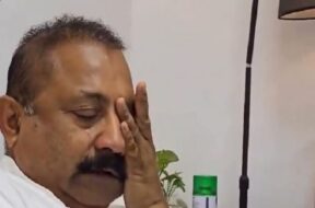 नीतीश के इ्स्तीफे पर रो पड़े मंत्री अशोक चौधरी