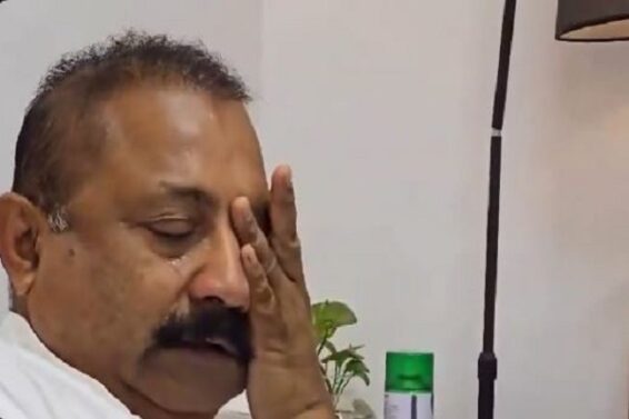 नीतीश के इ्स्तीफे पर रो पड़े मंत्री अशोक चौधरी